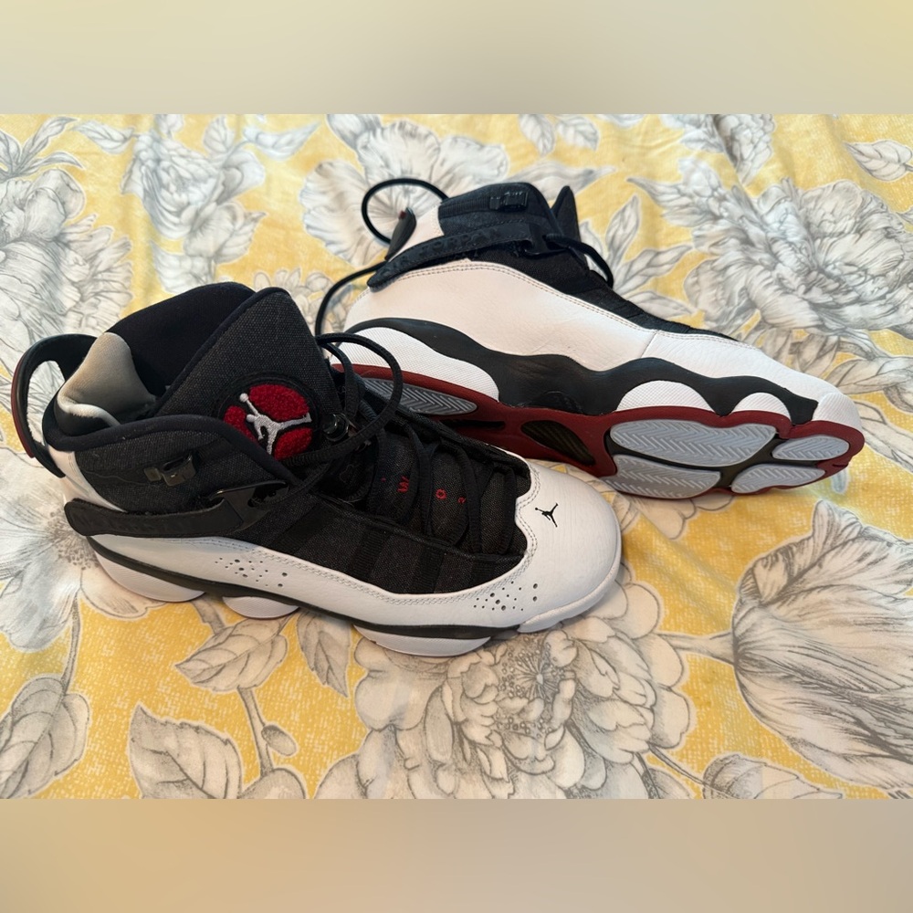 Like New Nike Jordan 6 Rings Black White Gym Red Size 7